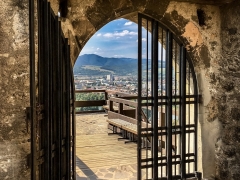 Martin Hollý - Len prejsť